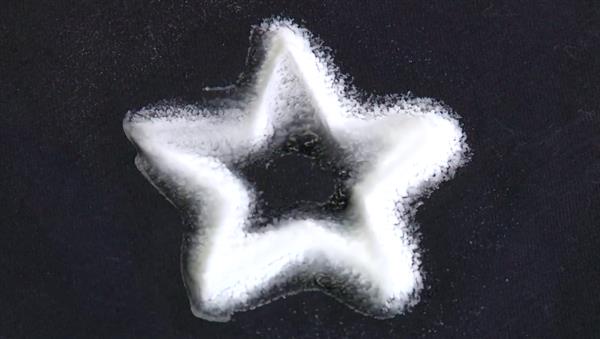 東京理工改進(jìn)桌面3D打印機(jī),用冰塊打印小型結(jié)構(gòu)和形狀